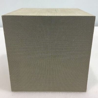 comprar Sustrato de panal de pared delgada de producción en masa catalizador VOC para tratamiento de gases de escape VOC Fabricación en línea