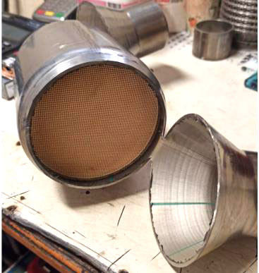 comprar 300 CPI catalizador de tres vías. Sistema de purificación de gases de escape de automóviles. Cumple con los estándares EURO 6. Fabricación en línea