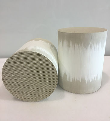 comprar Alto filtro de partículas diesel 400cpsi de Dpf del euro 6 del euro 5 del euro 4 del euro 3 del filtro del flujo DPF Fabricación en línea