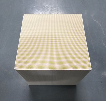 comprar Combustor de cerámica del convertidor catalítico del panal del platino Fabricación en línea